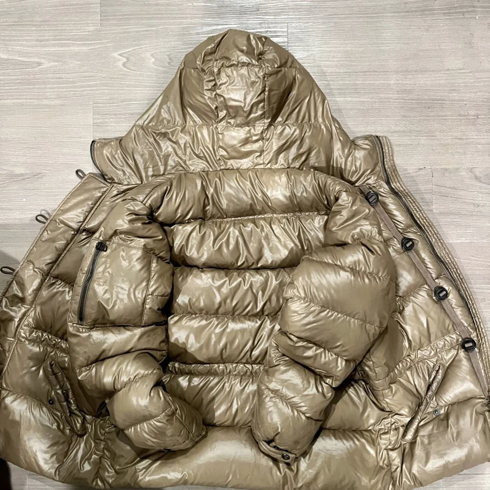 Lightweight & Warm Siberian Down Taupe Jacket - Picture 3 of 6